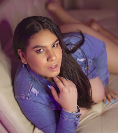 stefycherry naked stripping on cam for live sex video chat