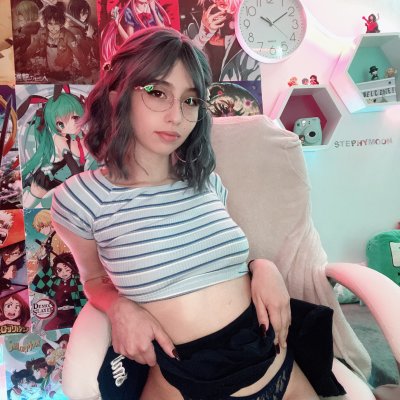 stephymoon_ naked stripping on cam for live sex video chat