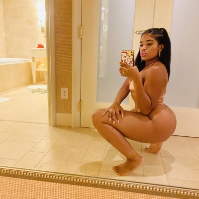 stripprincess naked stripping on cam for live sex video chat
