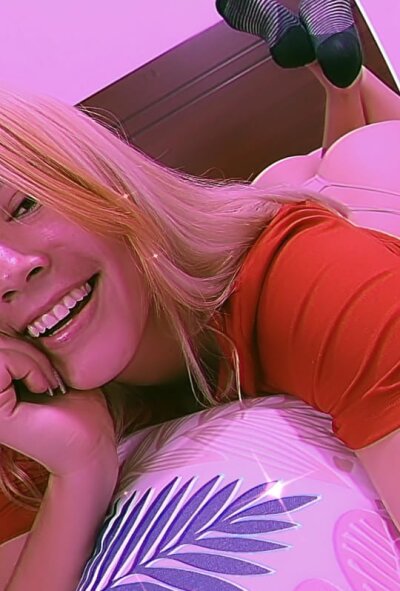 Sussan_18 naked stripping on cam for live sex video chat
