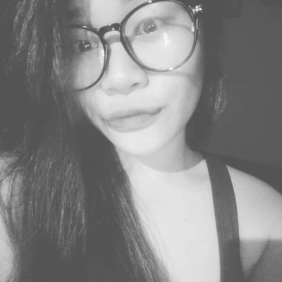 sweet_asian_girl naked stripping on cam for live sex video chat