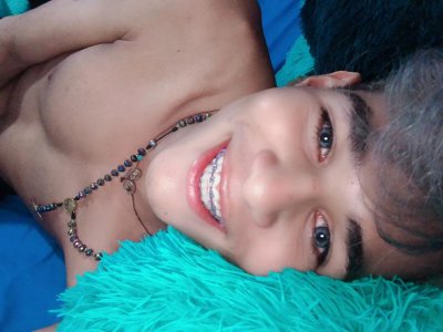 sweet_yoss54 naked stripping on cam for live sex video chat