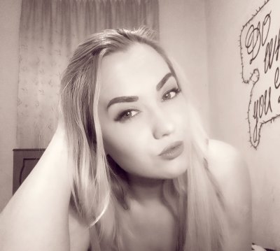 SweetGalateja naked stripping on cam for live sex video chat