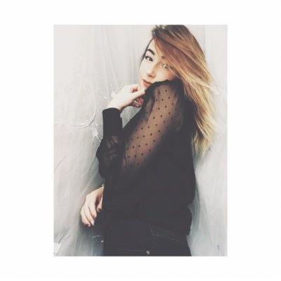 SweetLoveLi naked stripping on cam for live sex video chat