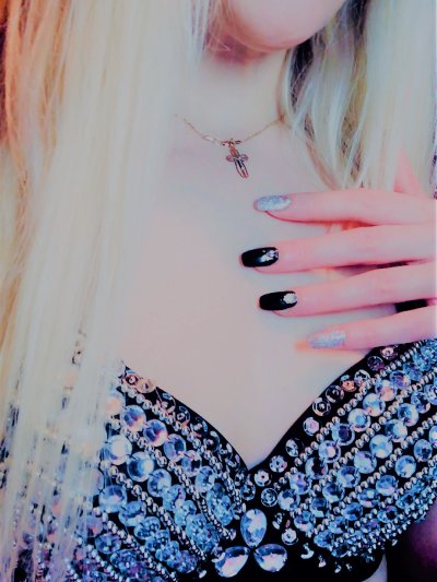 SweetPlayful naked stripping on cam for live sex video chat
