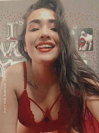 Sweett-Girls naked stripping on cam for live sex video chat