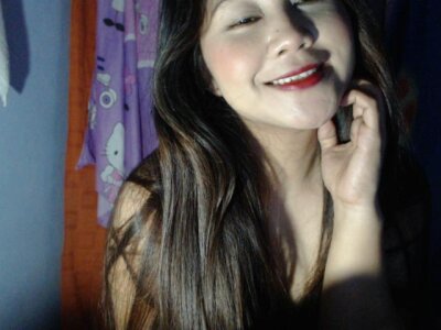 sweetycum4 naked stripping on cam for live sex video chat