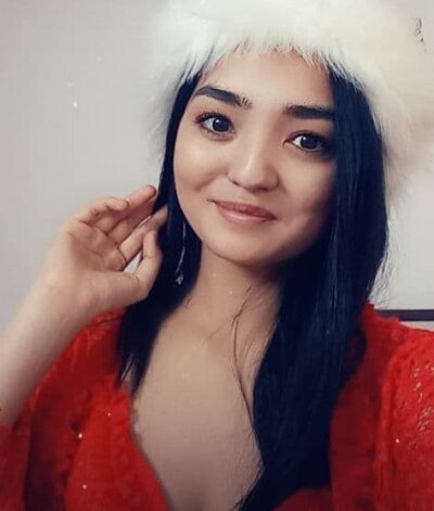 tannis_wind naked stripping on cam for live sex video chat