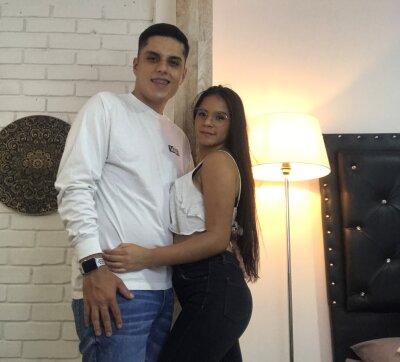 TARA_REMY naked stripping on cam for live sex video chat