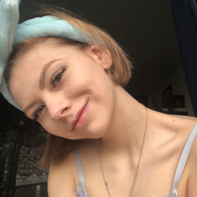 Terry_bliss naked stripping on cam for live sex video chat