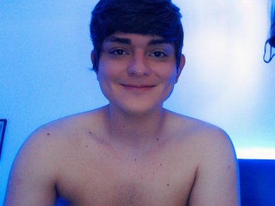 themoon_and_thestars naked stripping on cam for live sex video chat