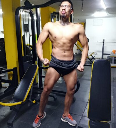 TheoClark- naked stripping on cam for live sex video chat