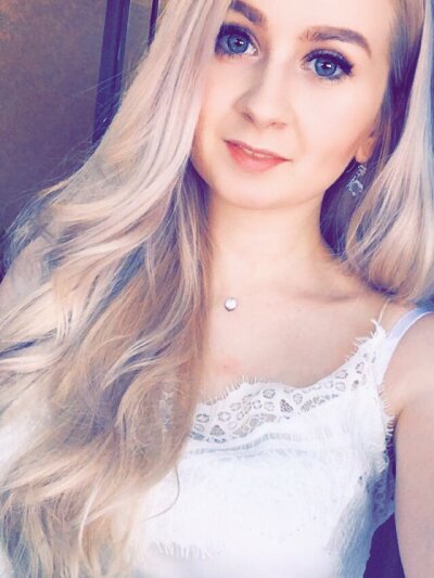TinaStrajesku naked stripping on cam for live sex video chat