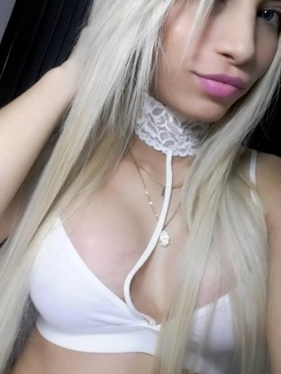 Tselfsuckxxx naked stripping on cam for live sex video chat