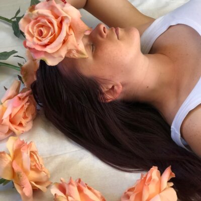 Tukutie naked stripping on cam for live sex video chat