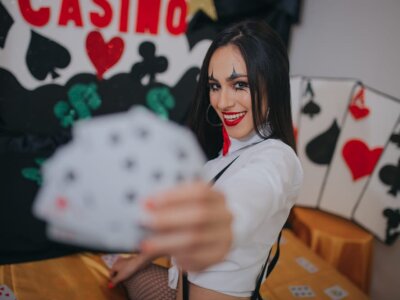 V_i_o_l_e_t_a naked stripping on cam for live sex video chat