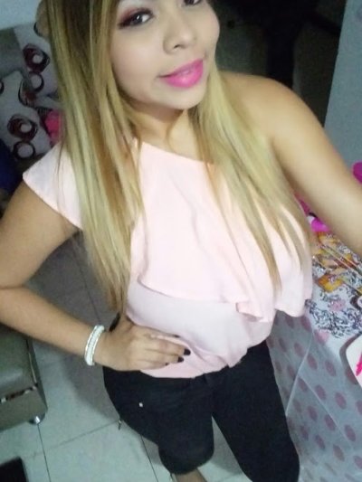 Valentinamoon naked stripping on cam for live sex video chat