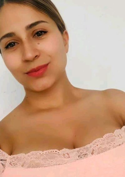 Valeria_saenz20 naked stripping on cam for live sex video chat