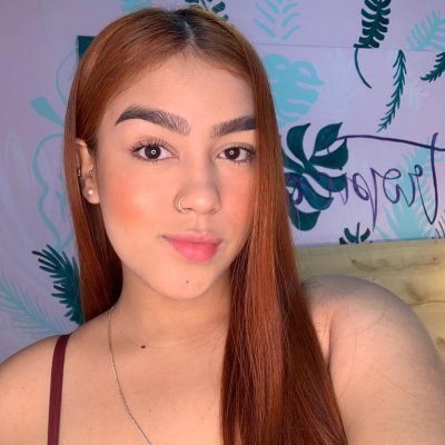 valery_saens_ naked stripping on cam for live sex video chat