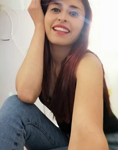 vanessa_od naked stripping on cam for live sex video chat