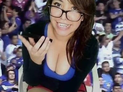 vero189 naked stripping on cam for live sex video chat
