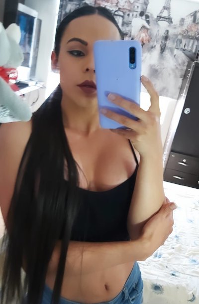 verodeli naked stripping on cam for live sex video chat