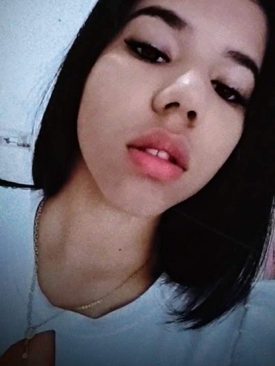 VictoriaLeon naked stripping on cam for live sex video chat