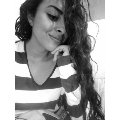 vikirose naked stripping on cam for live sex video chat