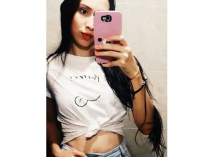 violeta_swan naked stripping on cam for live sex video chat