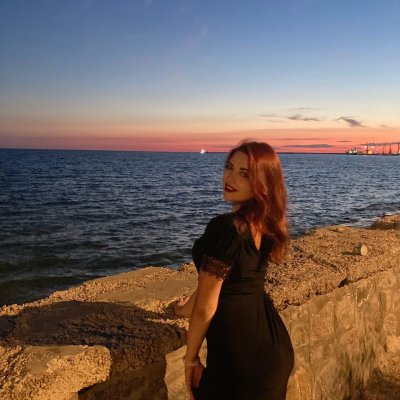 VioletSweety naked stripping on cam for live sex video chat