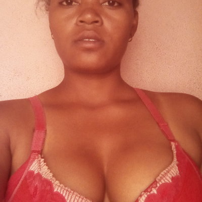 wendy40 naked stripping on cam for live sex video chat