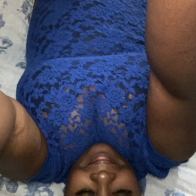 WetLipps12 naked stripping on cam for live sex video chat
