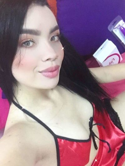 Withney_06 naked stripping on cam for live sex video chat
