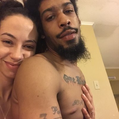 WoNWodette naked stripping on cam for live sex video chat