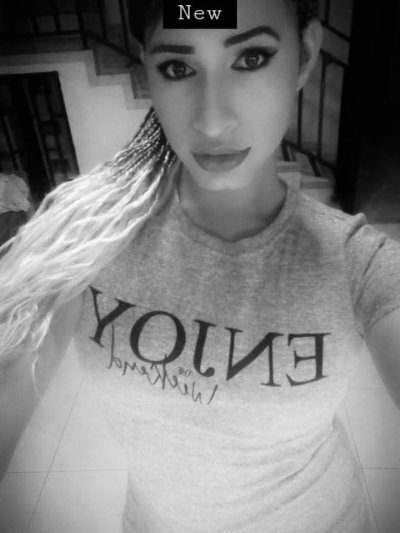 xantonellax naked stripping on cam for live sex video chat