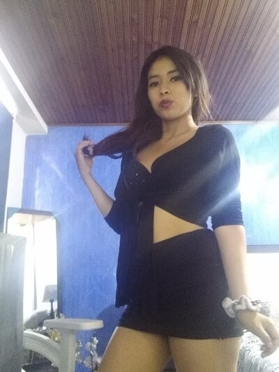 yesica_morales naked stripping on cam for live sex video chat