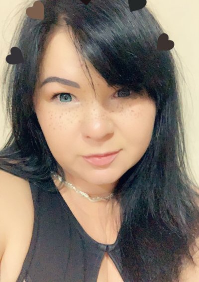YourDesiren naked stripping on cam for live sex video chat