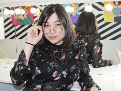Yuina_Min naked stripping on cam for live sex video chat