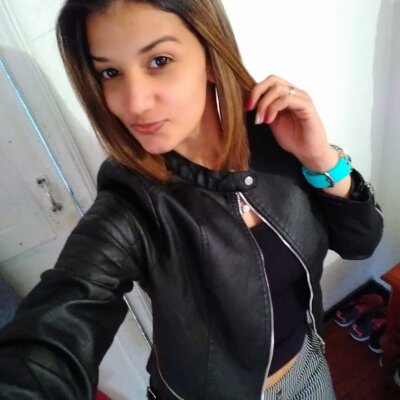 zajirafox naked stripping on cam for live sex video chat