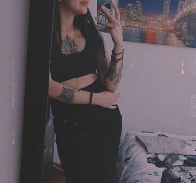 Zoe_opalo naked stripping on cam for live sex video chat
