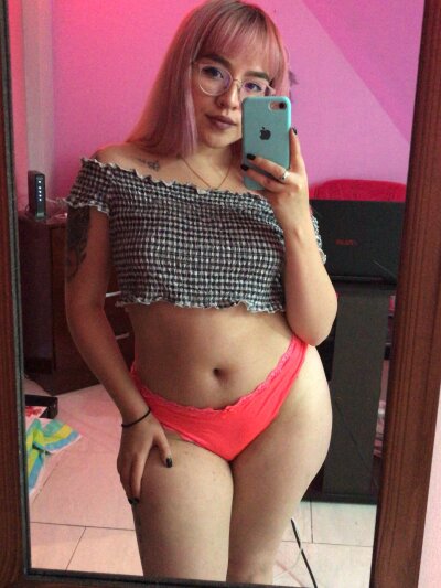 zoefh naked stripping on cam for live sex video chat