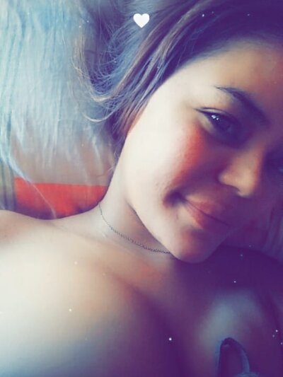 zuleimabigtits naked stripping on cam for live sex video chat