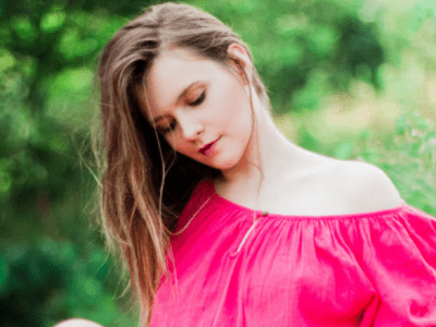 Addelia naked stripping on cam for live sex video chat