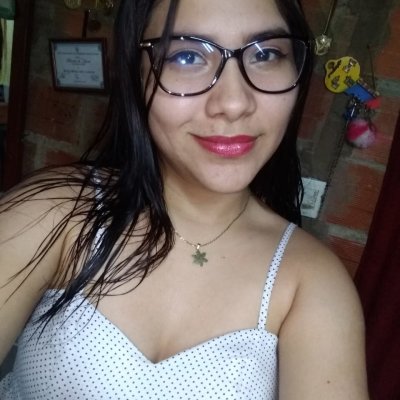 Aianna_Curvy naked stripping on cam for live sex video chat