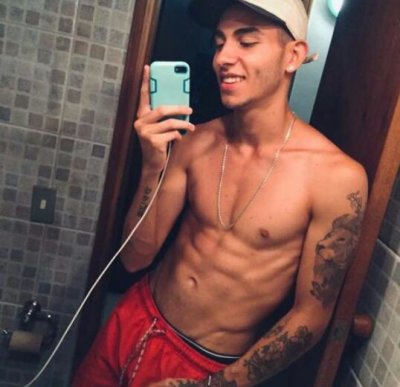 alan_wang naked stripping on cam for live sex video chat
