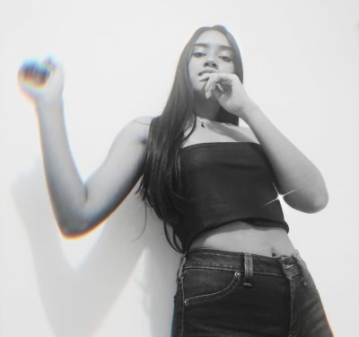 alana_sweet_ naked stripping on cam for live sex video chat