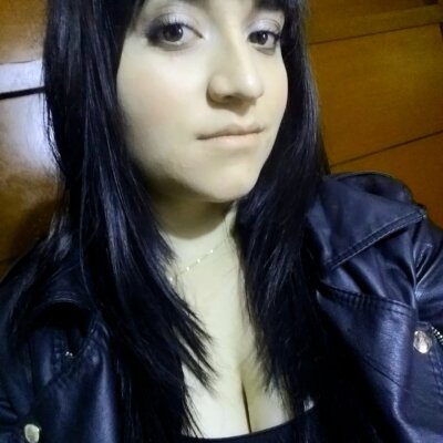 Alenaxxx_ naked stripping on cam for live sex video chat