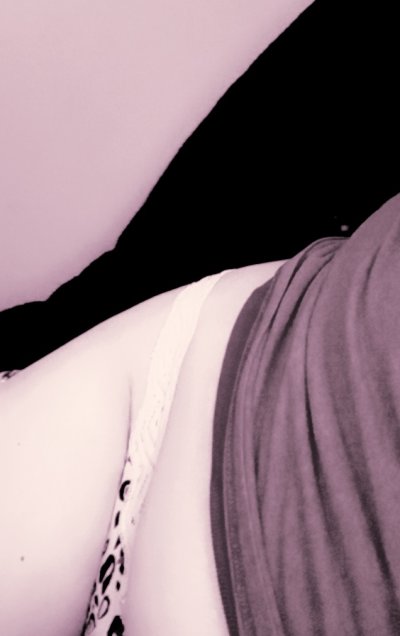 AlexisMay19 naked stripping on cam for live sex video chat