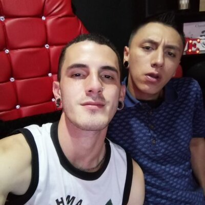 andrew_christoper naked stripping on cam for live sex video chat