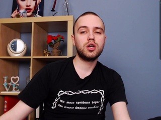 andyahr naked Live Sex Chat Room
